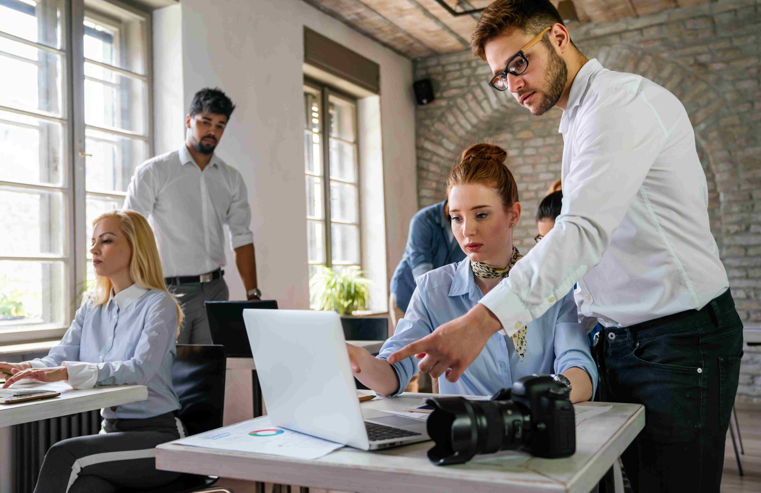 How an SEO Agency Dubai Helps Retail Businesses Thrive Online